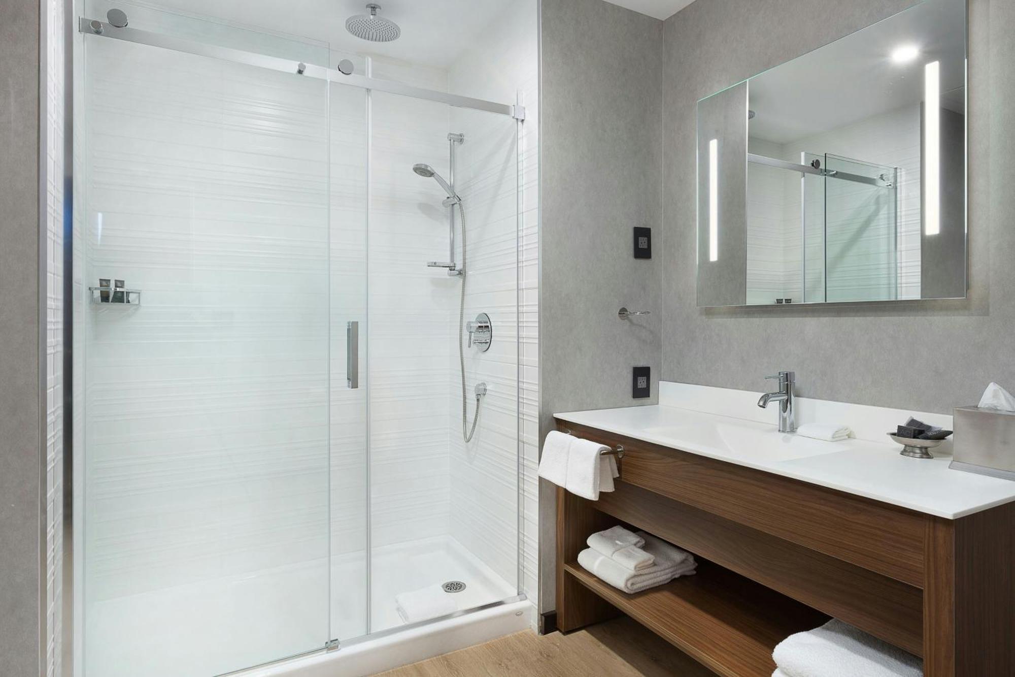 Ac Hotel By Marriott Ottawa Downtown Extérieur photo