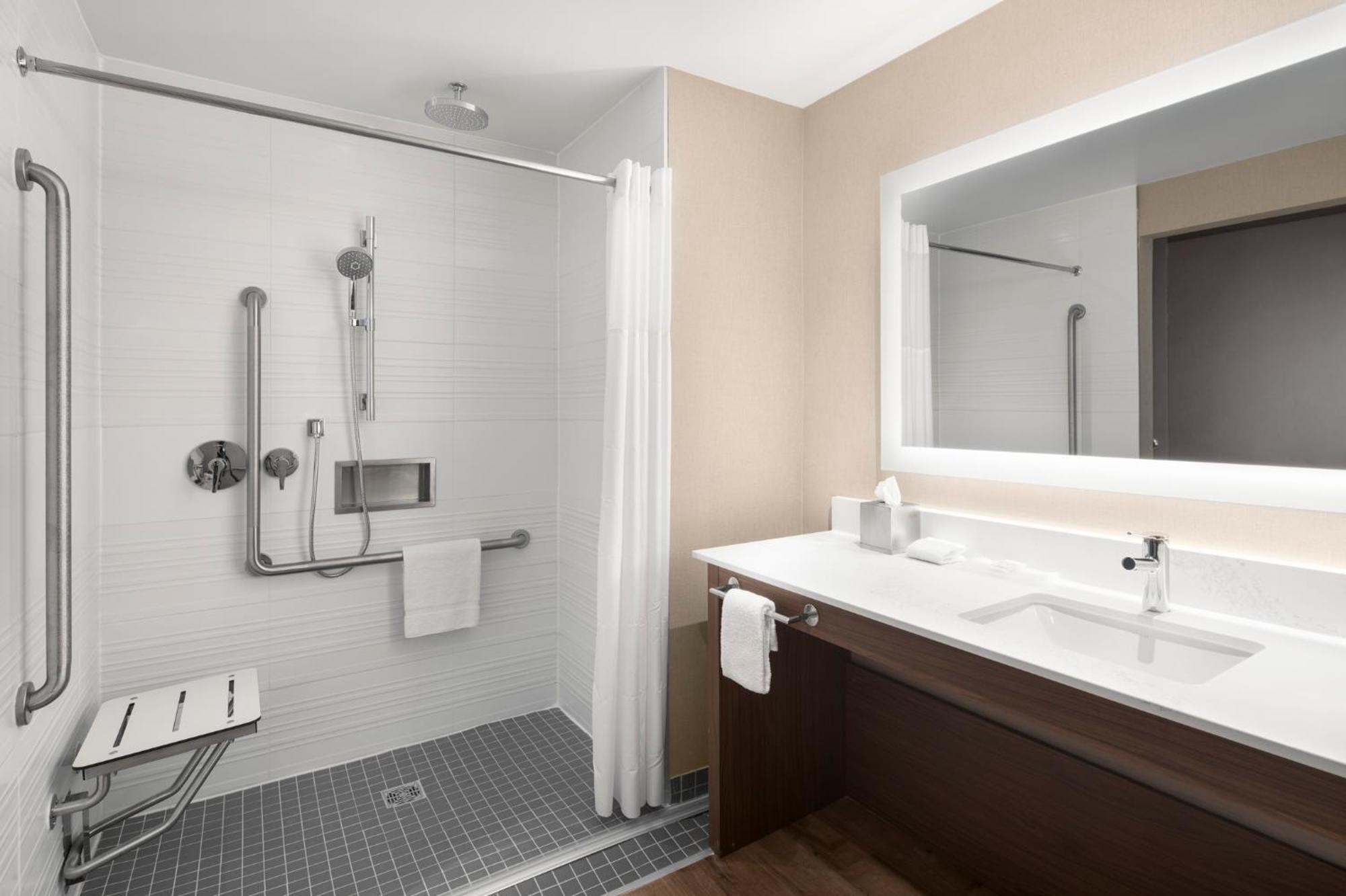 Ac Hotel By Marriott Ottawa Downtown Extérieur photo