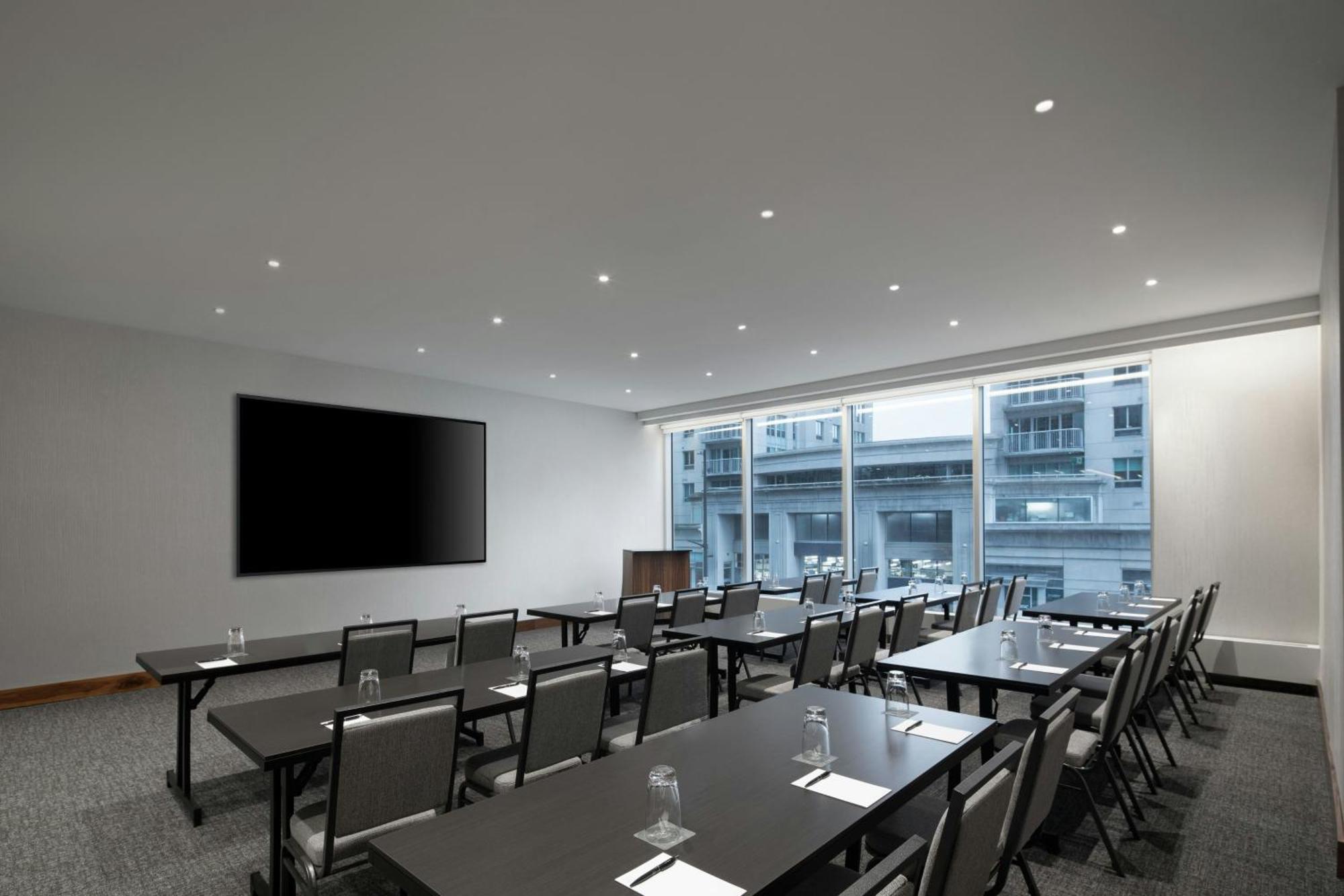 Ac Hotel By Marriott Ottawa Downtown Extérieur photo